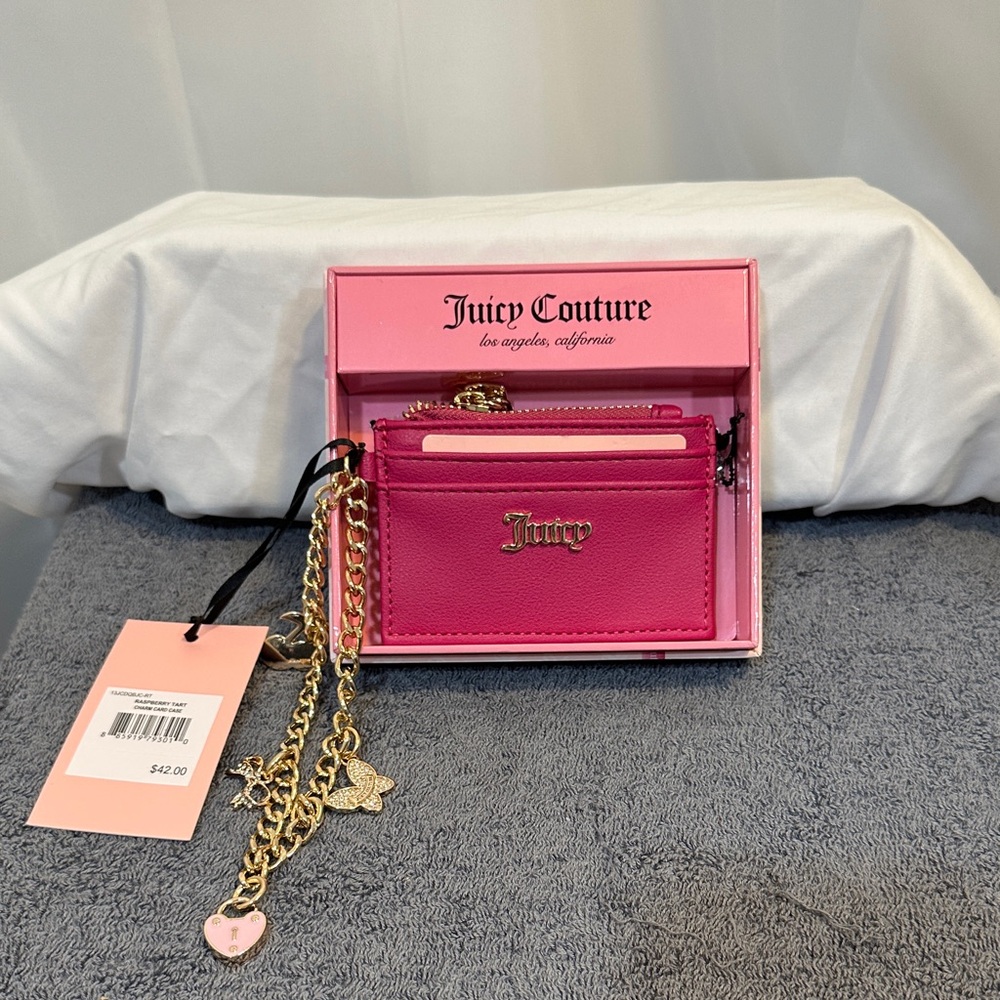 NWT Juicy Couture Pink Card Holder with Gold Accents & Charm Chain, With Box